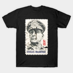 General Douglas MacArthur | WW2 T-Shirt